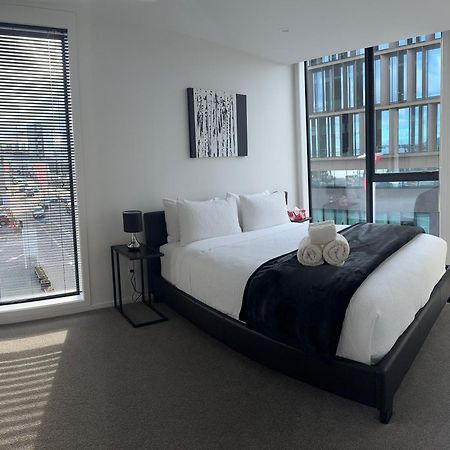 2 Bedrooms Apprtmt Plus Underground Parking In Cbd Christchurch Dış mekan fotoğraf